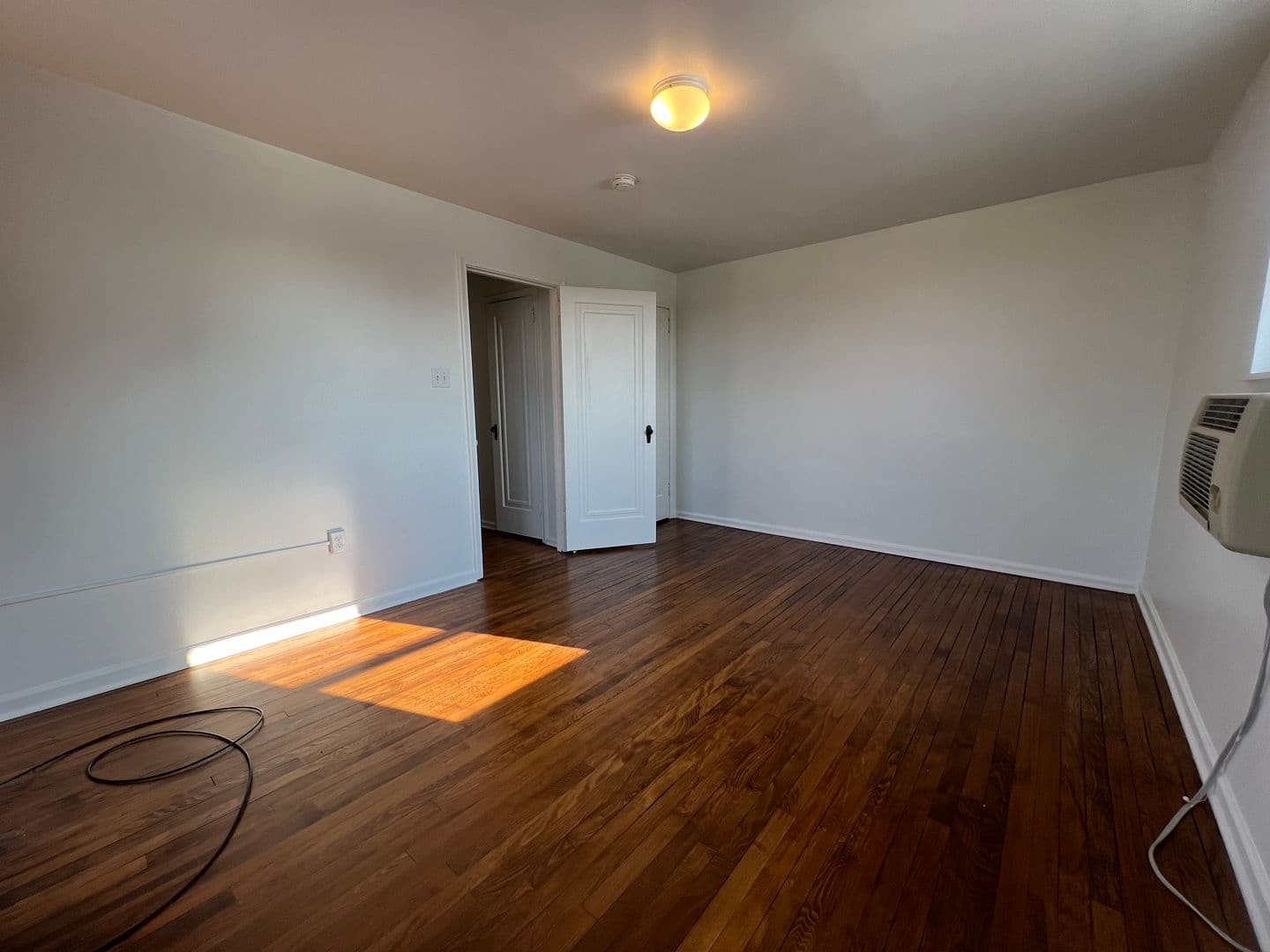 Pittsburgh Apartment: 147 S. Negley Avenue