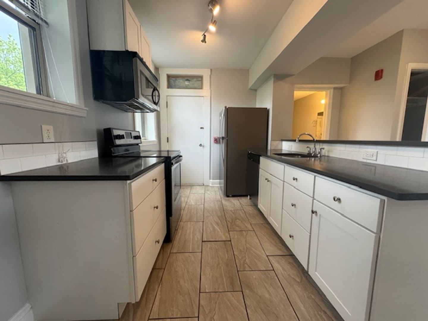 Pittsburgh Apartment: 5721-5727 Elwood Street