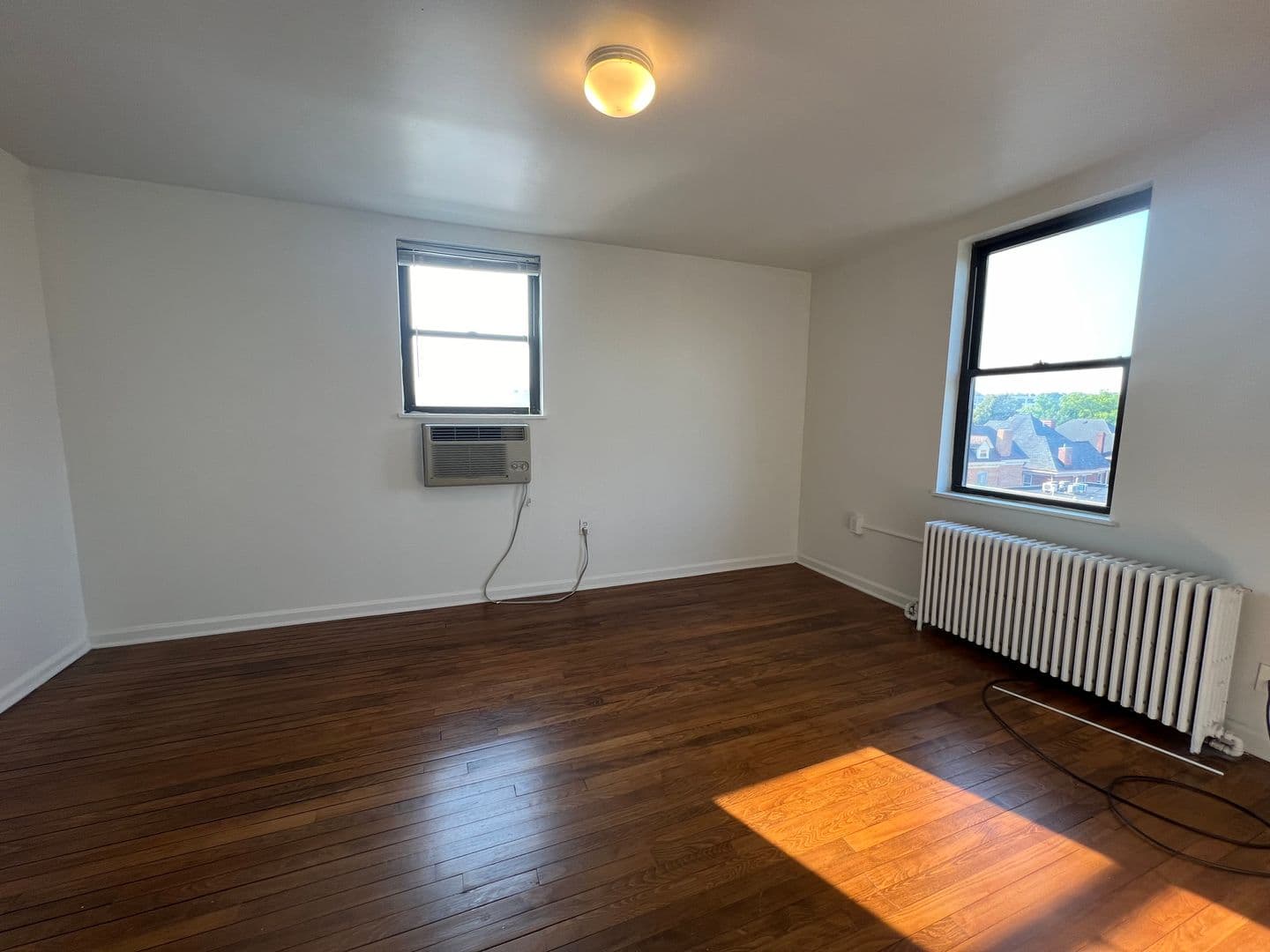 Pittsburgh Apartment: 147 S. Negley Avenue