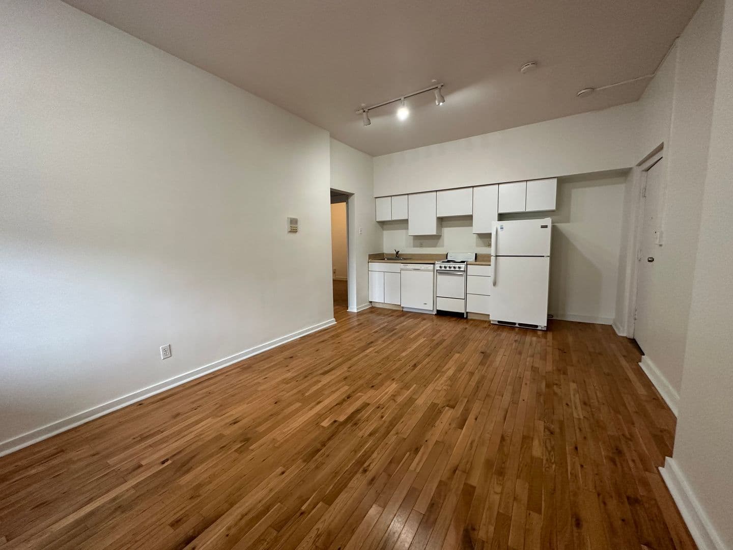 Pittsburgh Apartment: 3510 Louisa Street