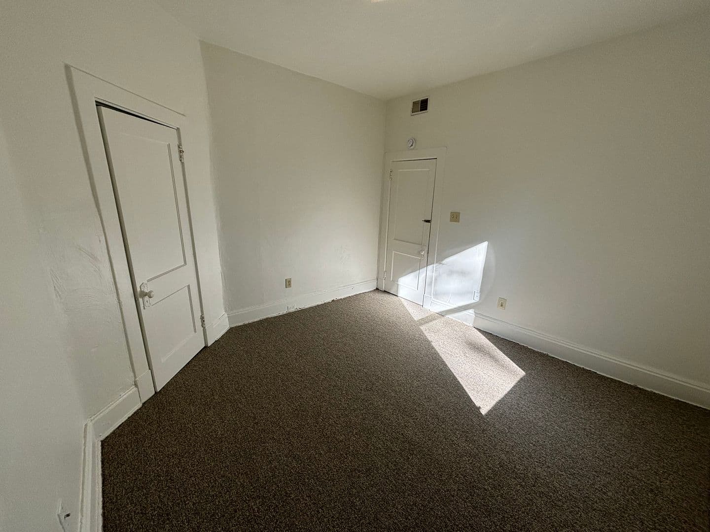 Pittsburgh Apartment: 333 Morewood Avenue