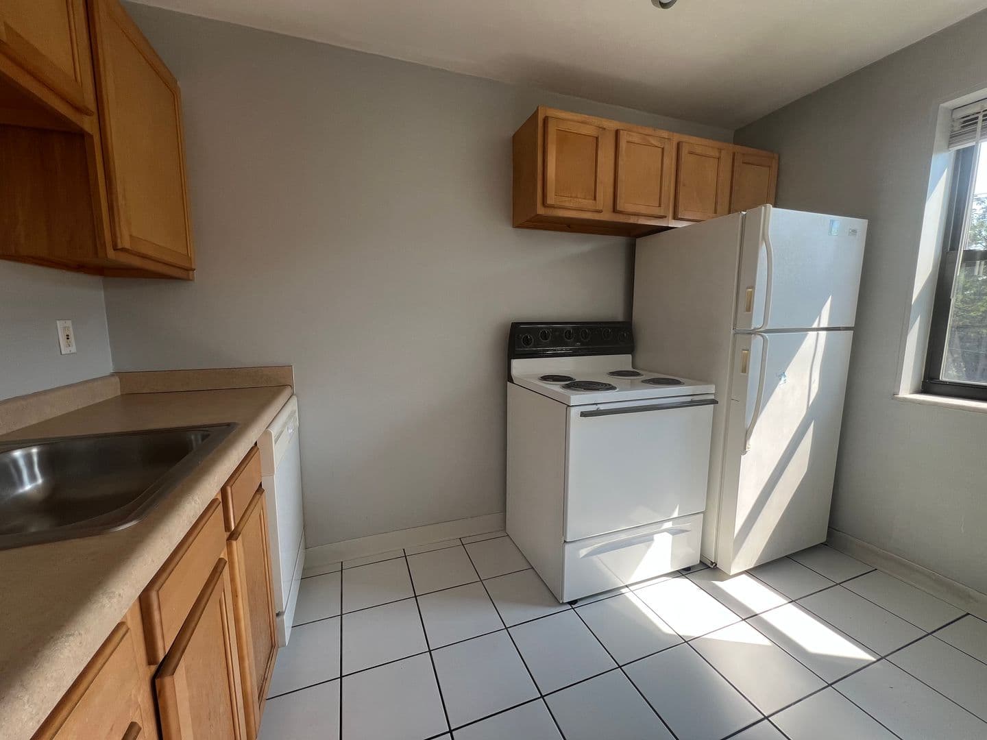 Pittsburgh Apartment: 5208 Stanton Avenue