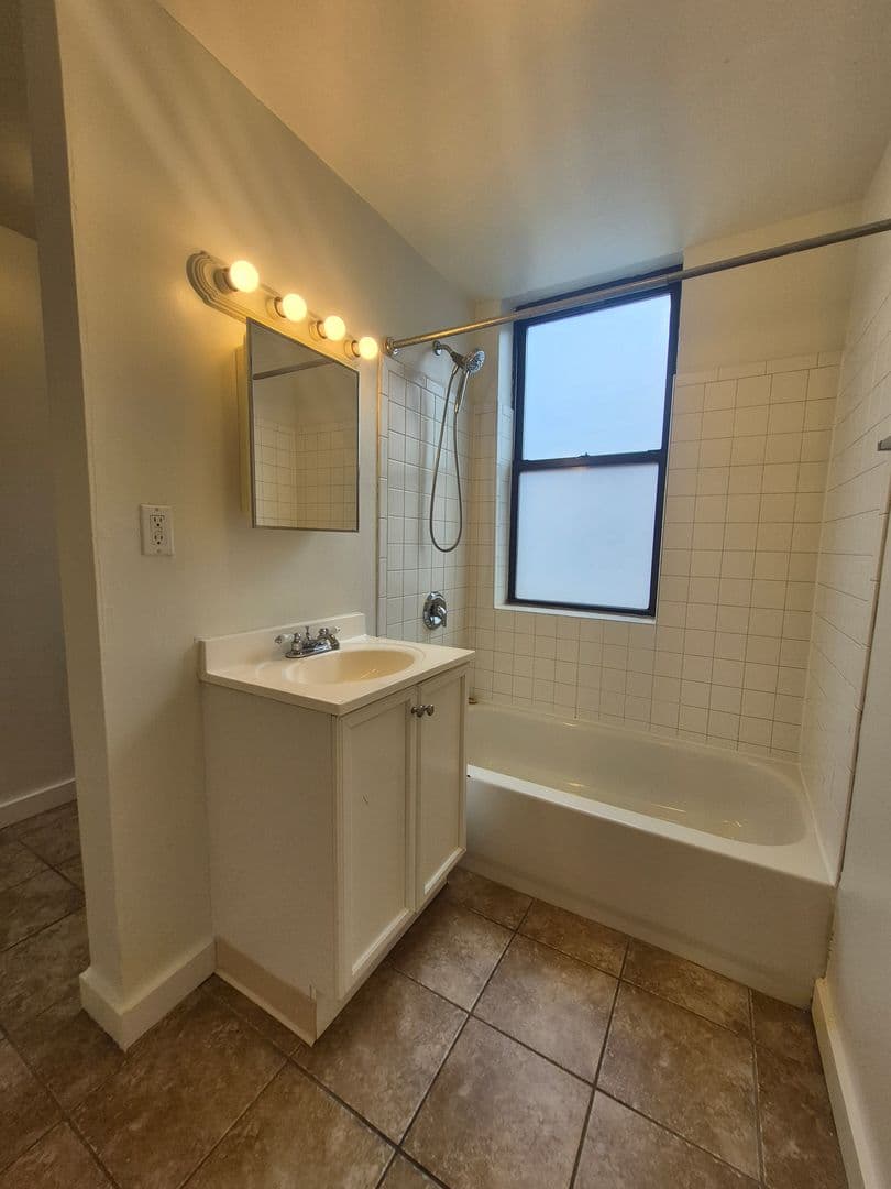 Pittsburgh Apartment: 3510 Louisa Street