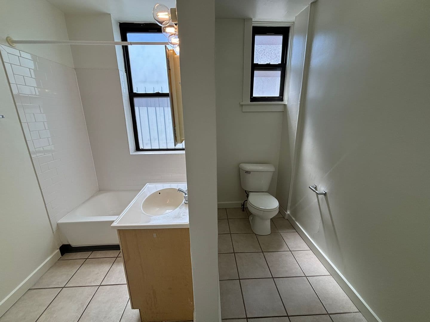 Pittsburgh Apartment: 3530 Louisa Street