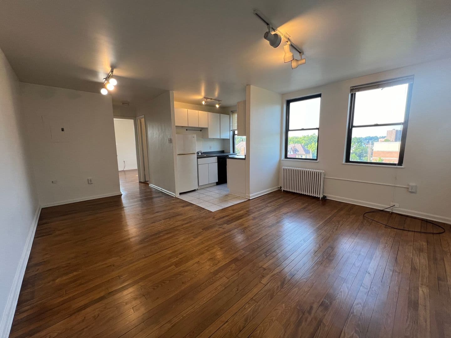 Pittsburgh Apartment: 147 S. Negley Avenue