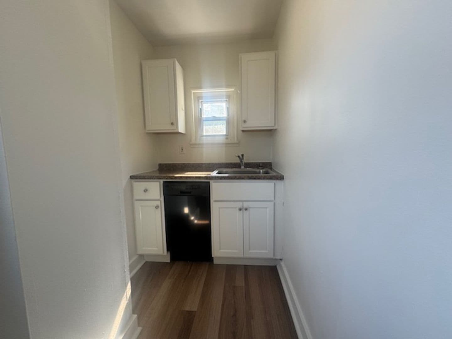 Pittsburgh Apartment: 4721 Maripoe Street
