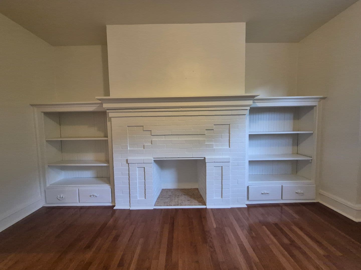 Pittsburgh Apartment: 7233-7235 Penn Avenue
