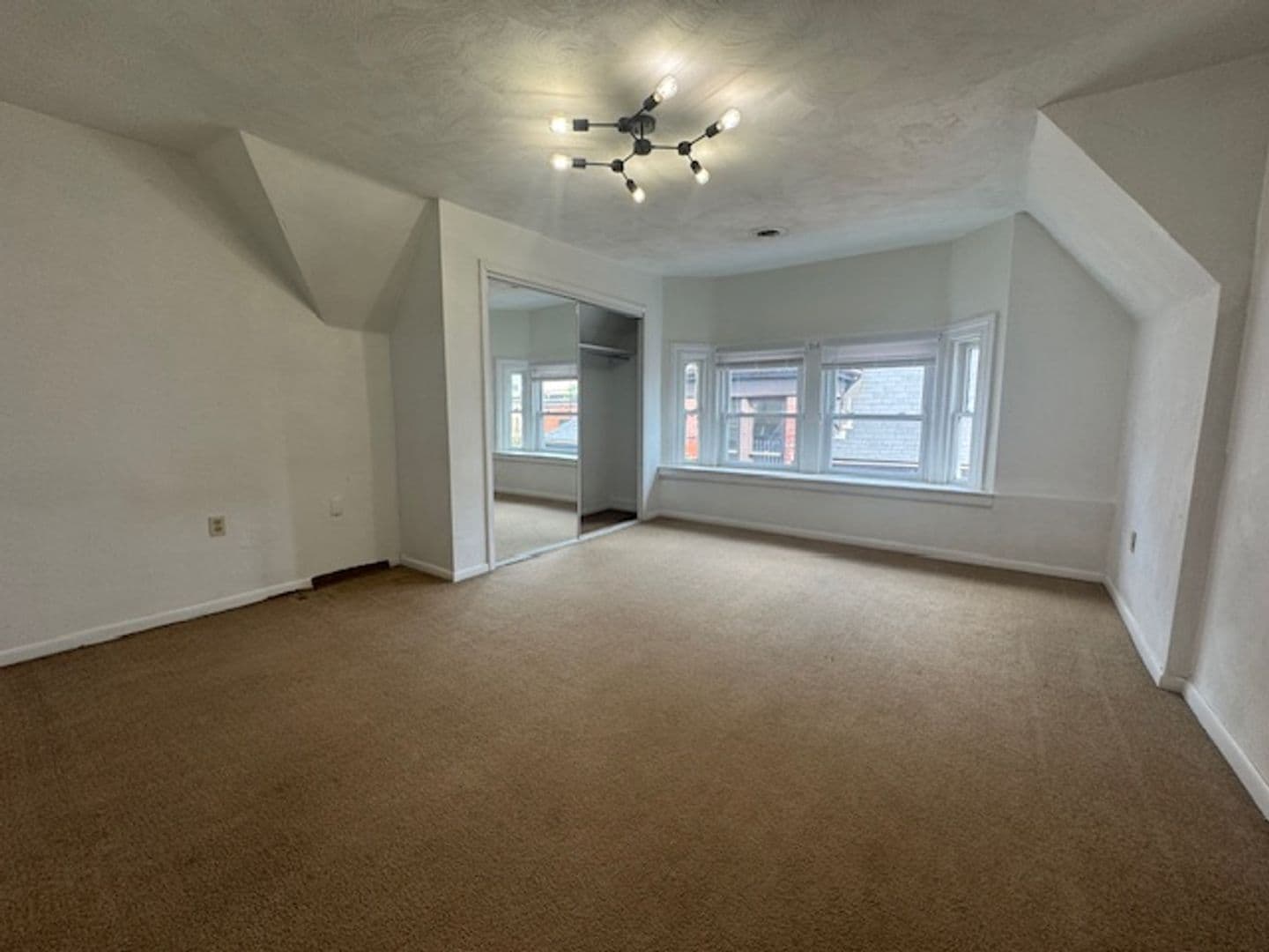 Pittsburgh Apartment: 333 Morewood Avenue