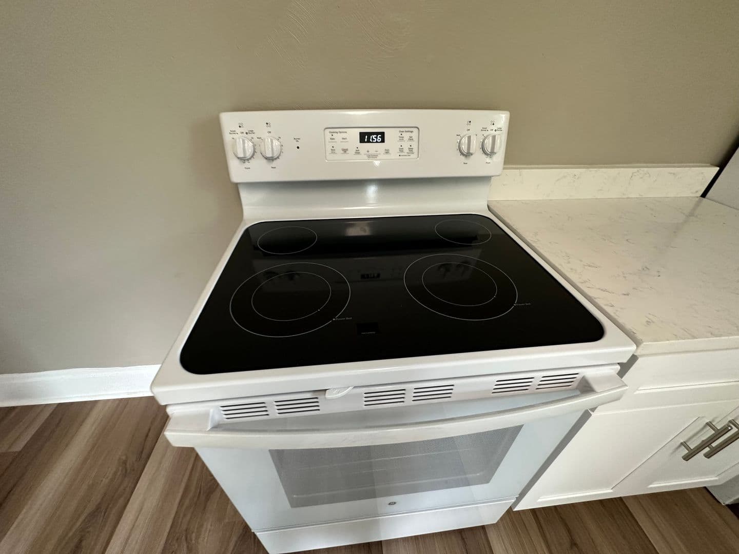 Pittsburgh Apartment: 333 Morewood Avenue