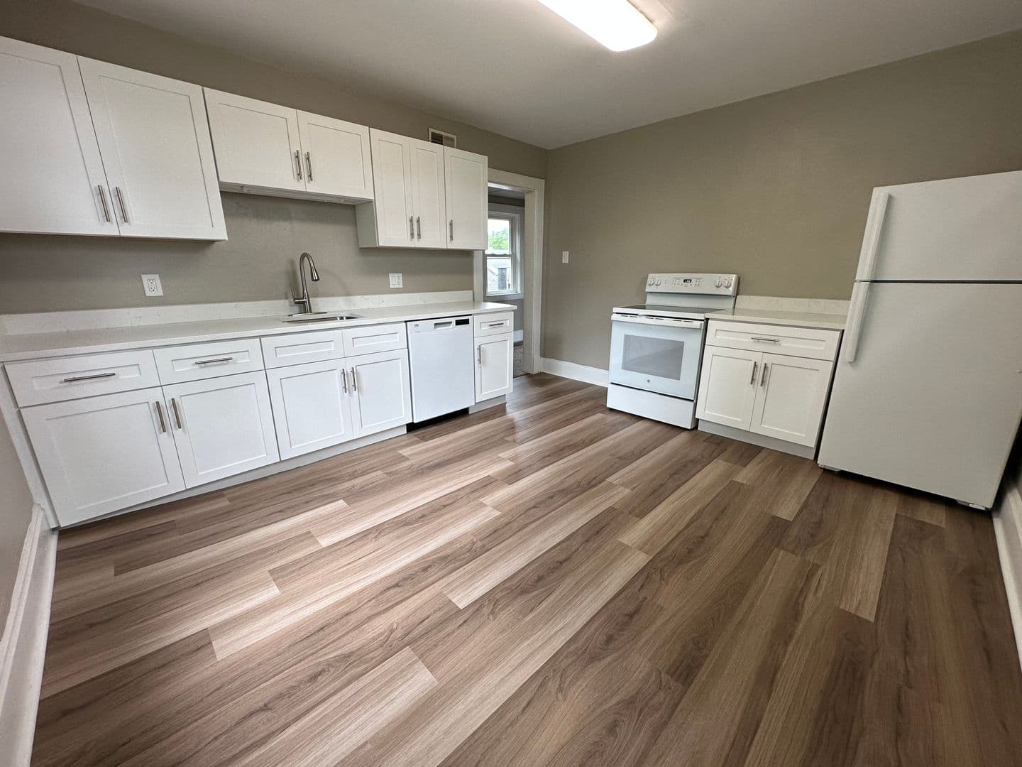 Pittsburgh Apartment: 333 Morewood Avenue