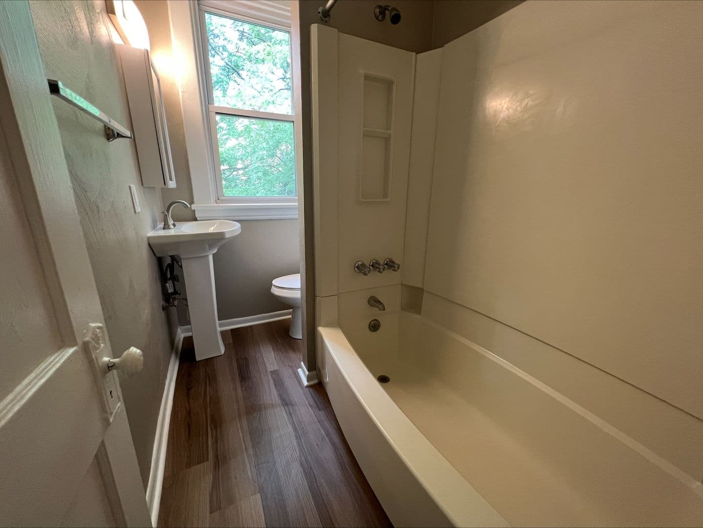 Pittsburgh Apartment: 333 Morewood Avenue