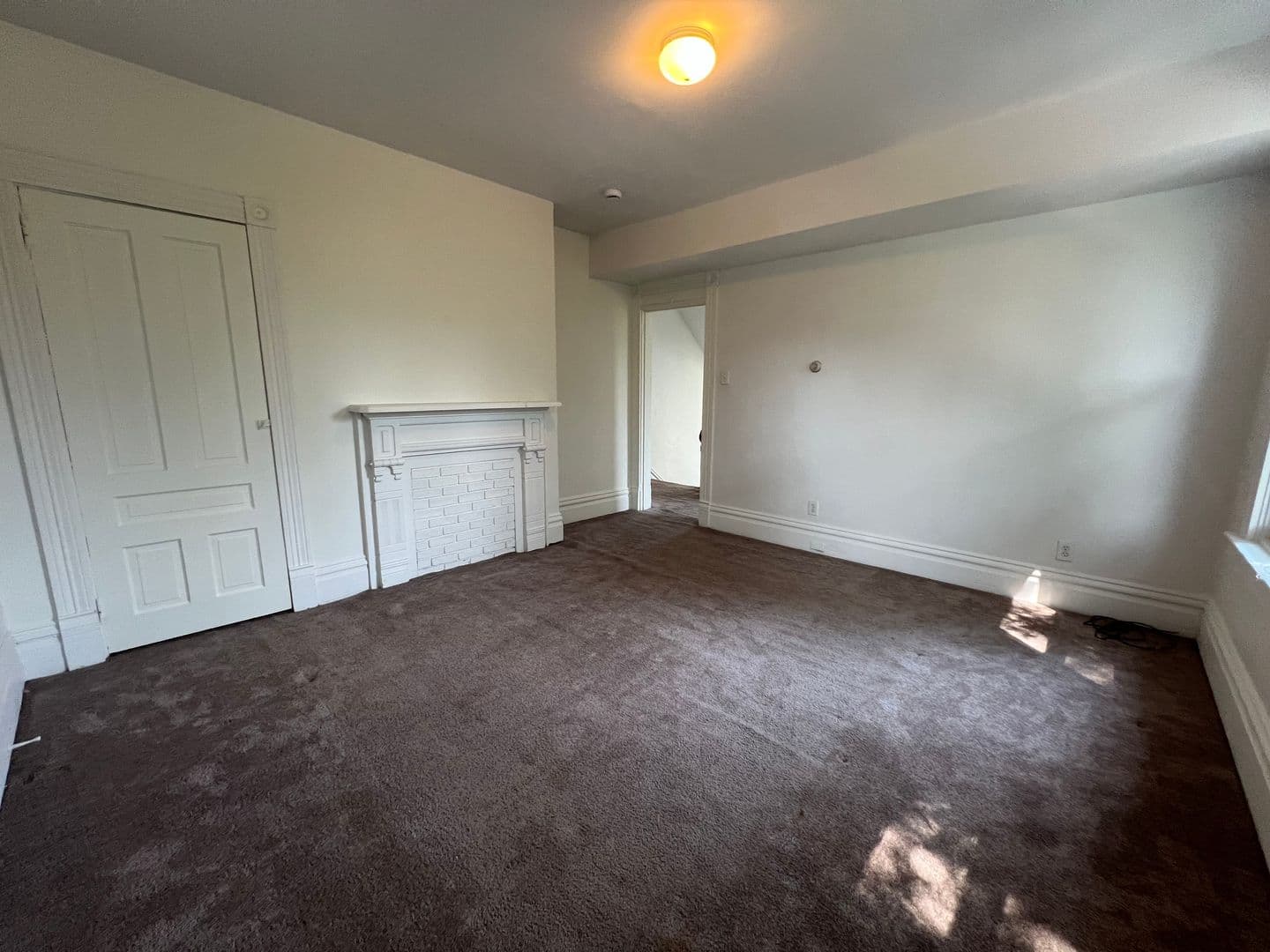 Pittsburgh Apartment: 4707 Maripoe Street