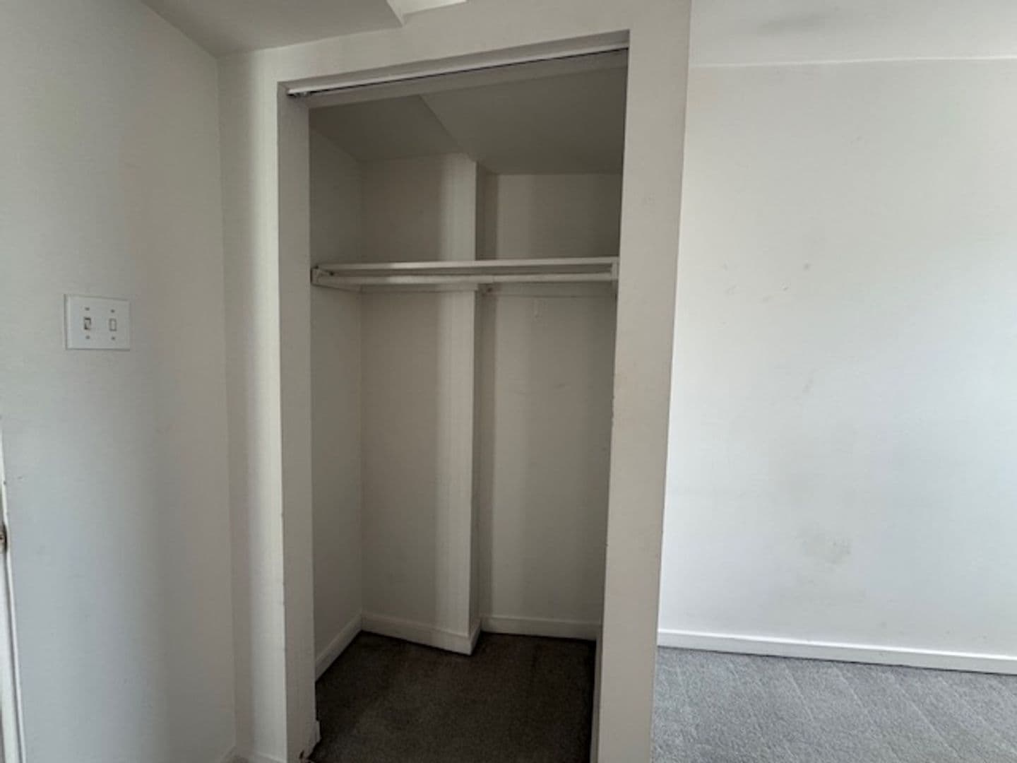 Pittsburgh Apartment: 15 Boundary Street