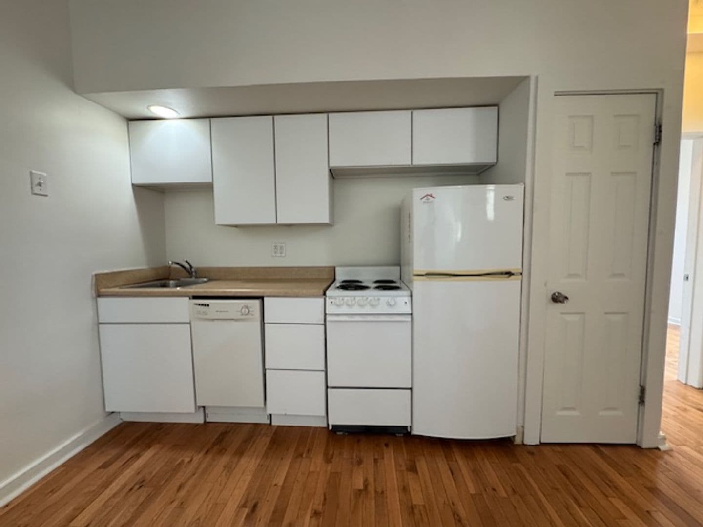 Pittsburgh Apartment: 3530 Louisa Street
