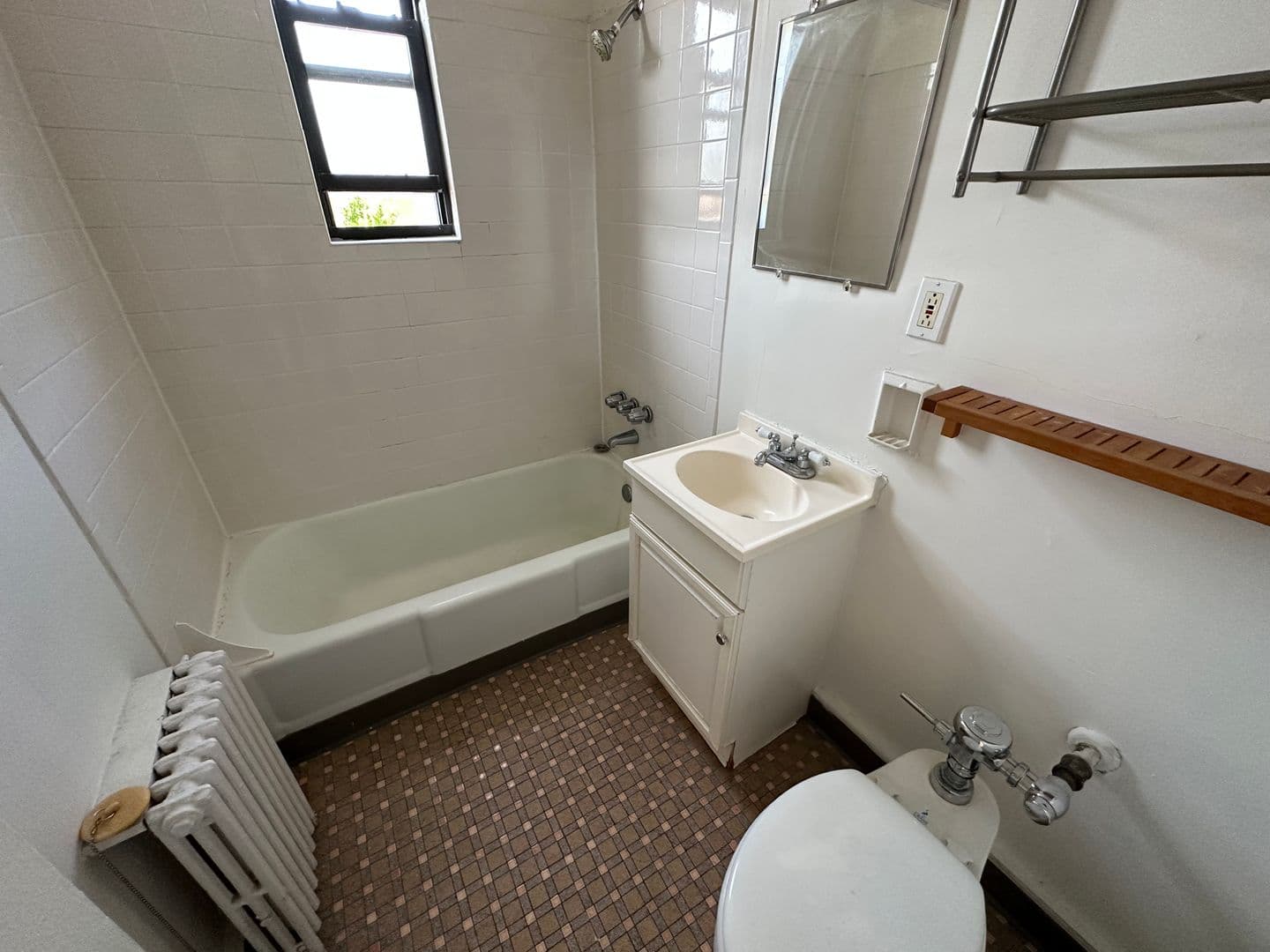 Pittsburgh Apartment: 147 S. Negley Avenue