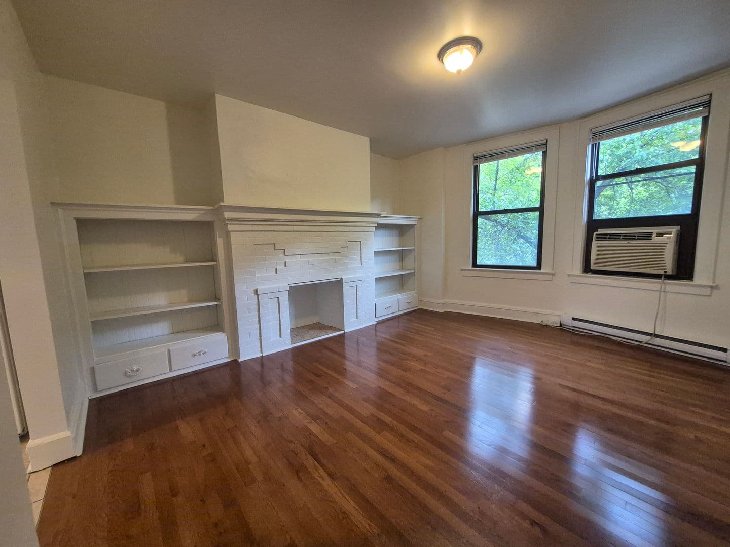 Pittsburgh Apartment: 7233-7235 Penn Avenue