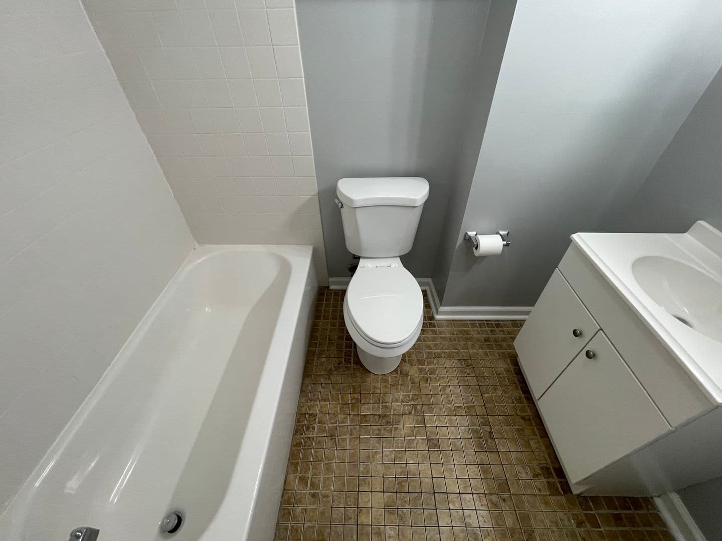 Pittsburgh Apartment: 5717 Hobart Street