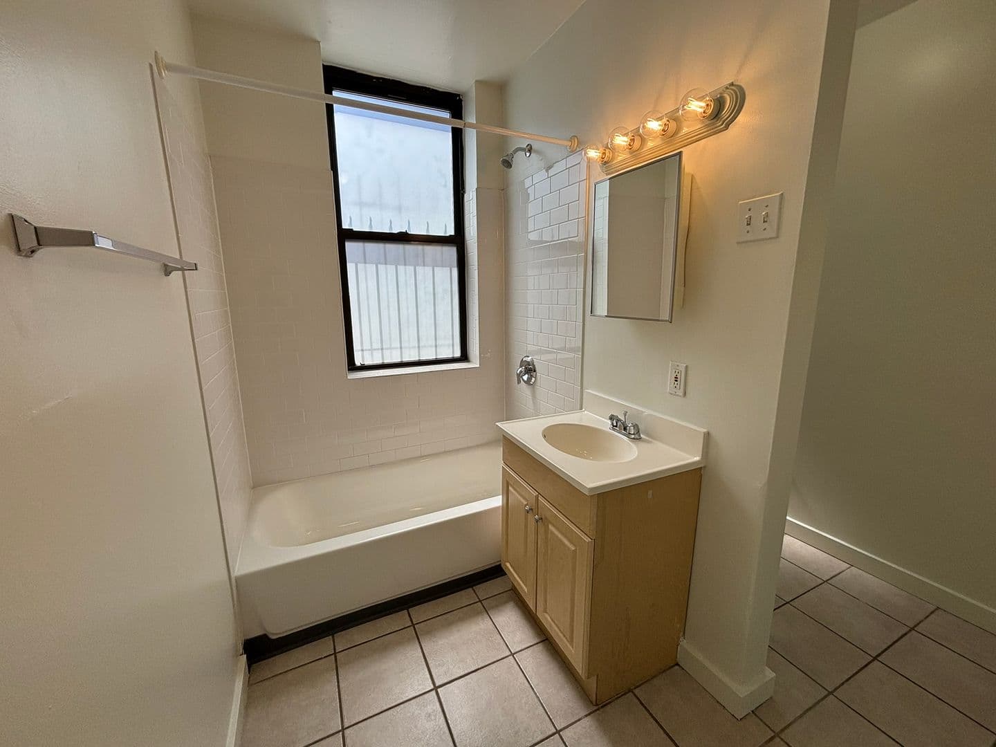 Pittsburgh Apartment: 3530 Louisa Street