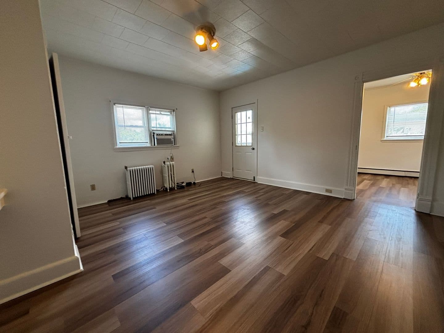 Pittsburgh Apartment: 4721 Maripoe Street