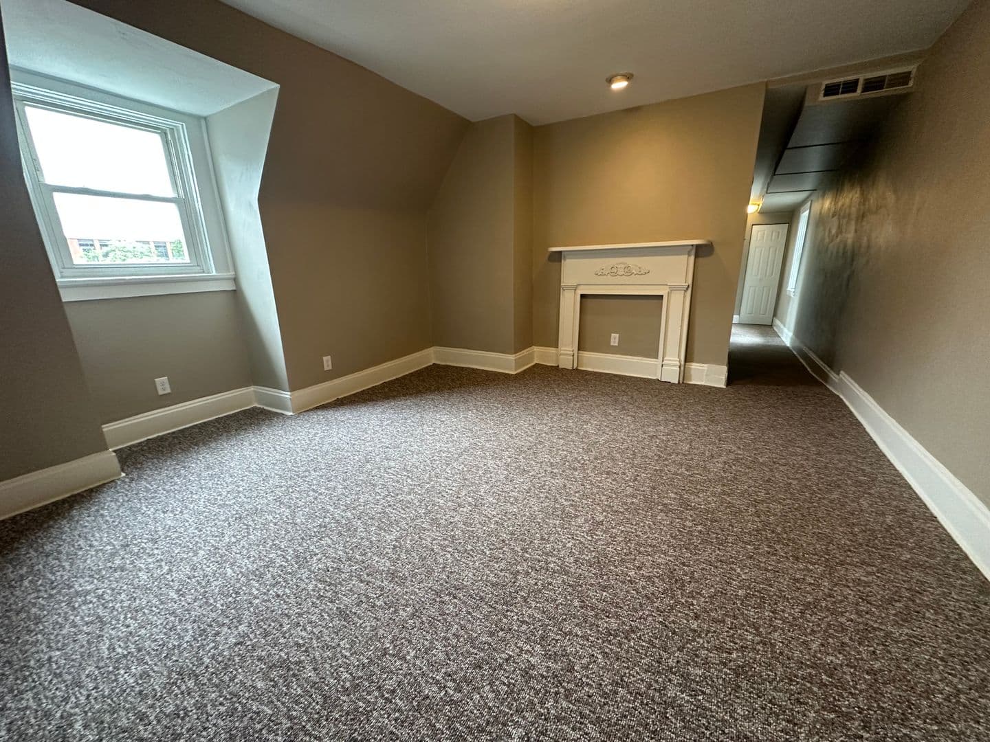 Pittsburgh Apartment: 333 Morewood Avenue