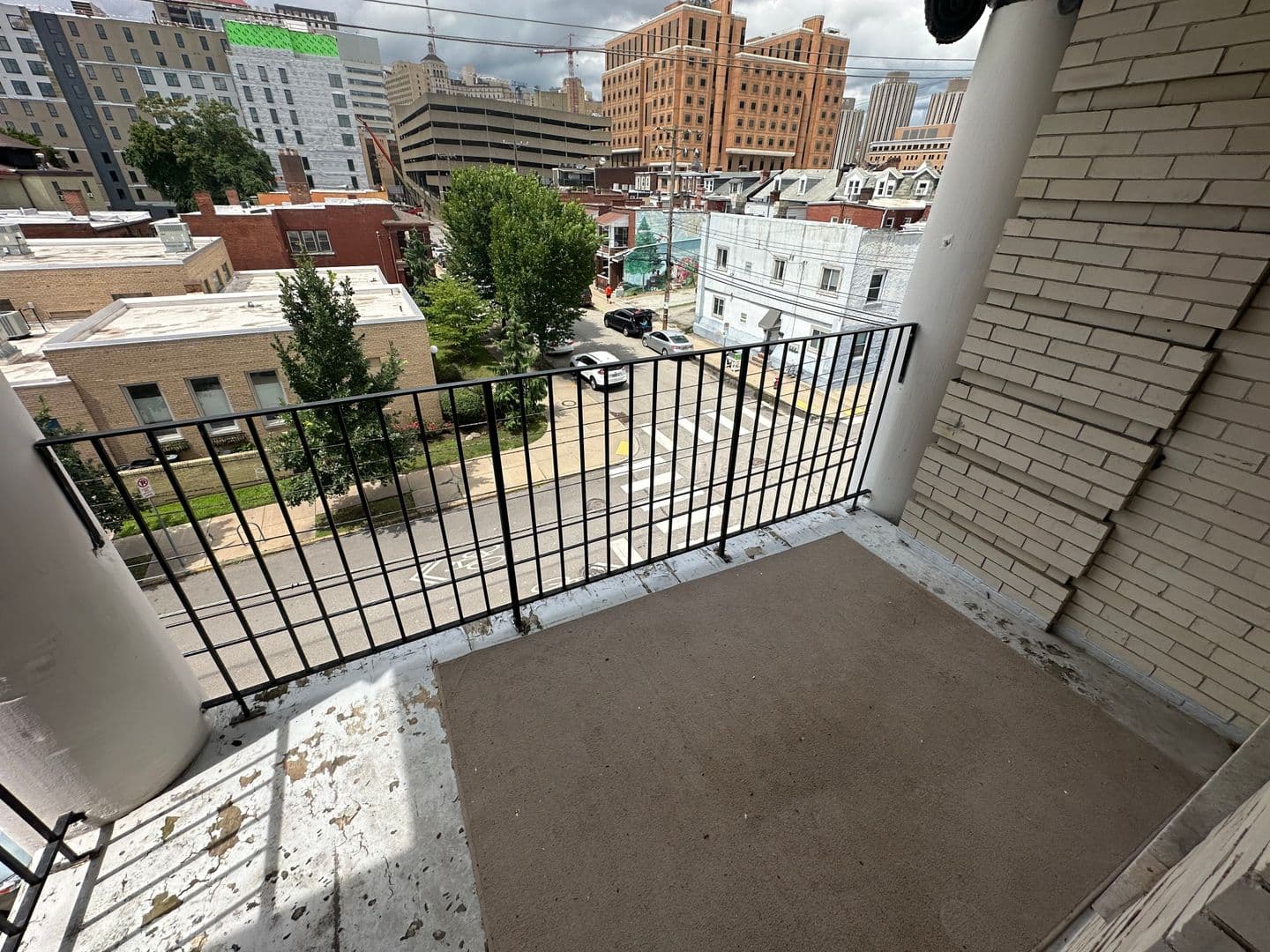 Pittsburgh Apartment: 3530 Louisa Street