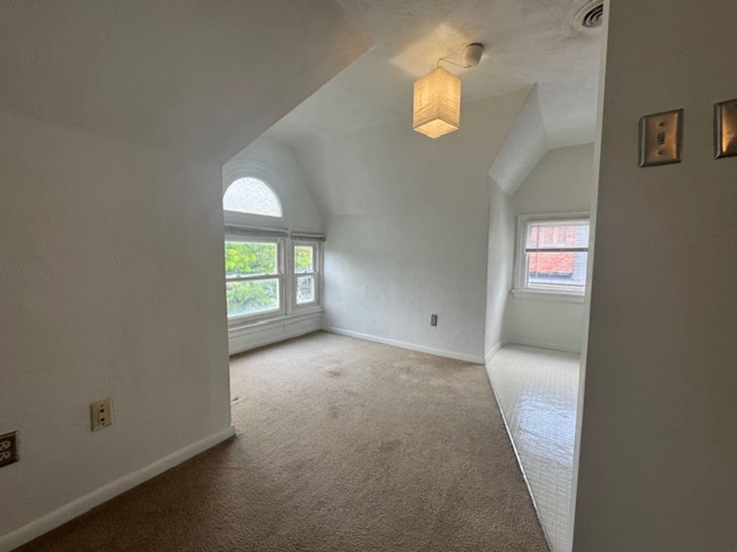 Pittsburgh Apartment: 333 Morewood Avenue