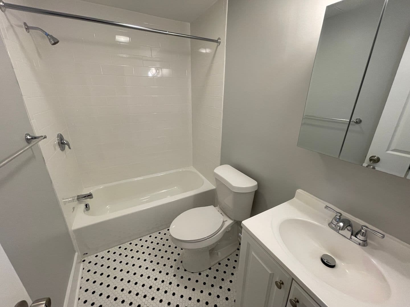 Pittsburgh Apartment: 5635-5645 Hobart St.