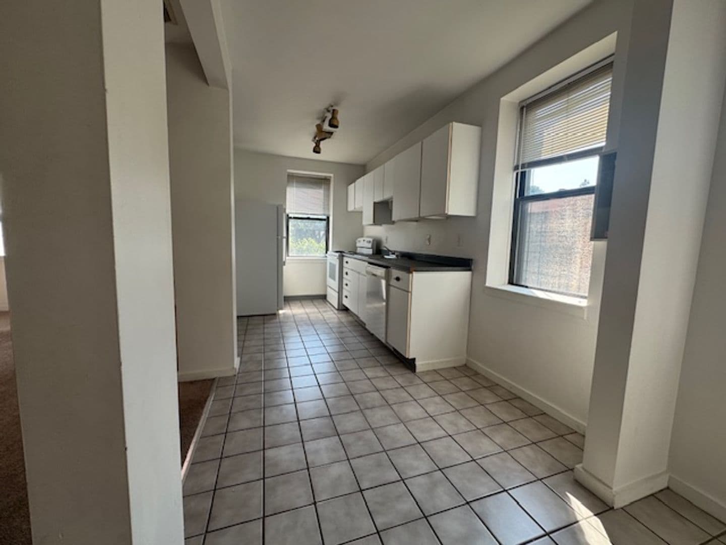 Pittsburgh Apartment: 15 Boundary Street