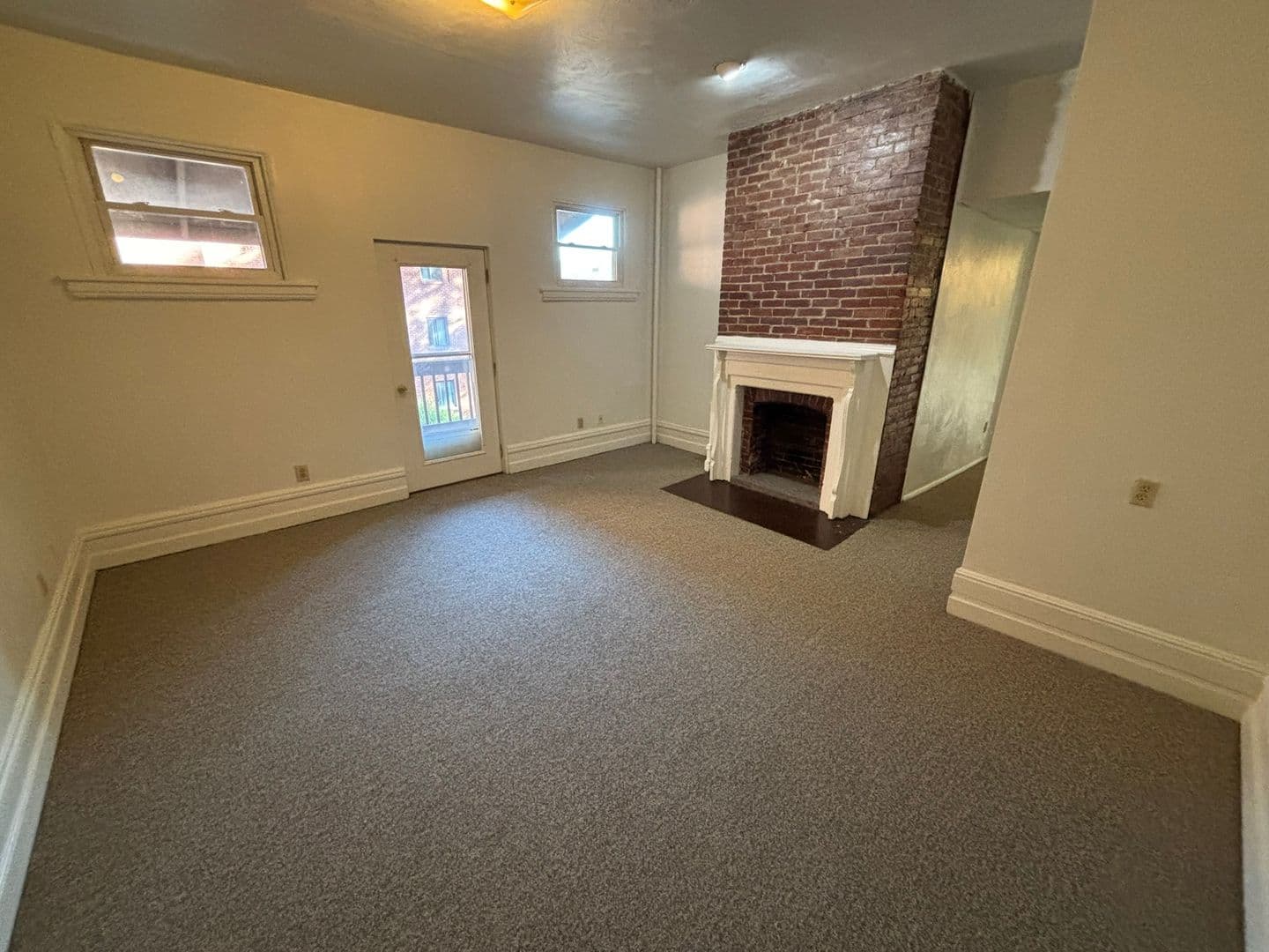 Pittsburgh Apartment: 333 Morewood Avenue