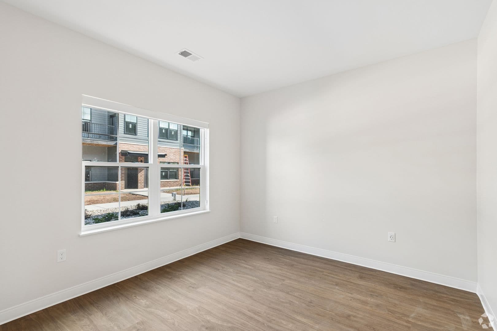 Appleton Apartment: 4111 N Galaxy Drive