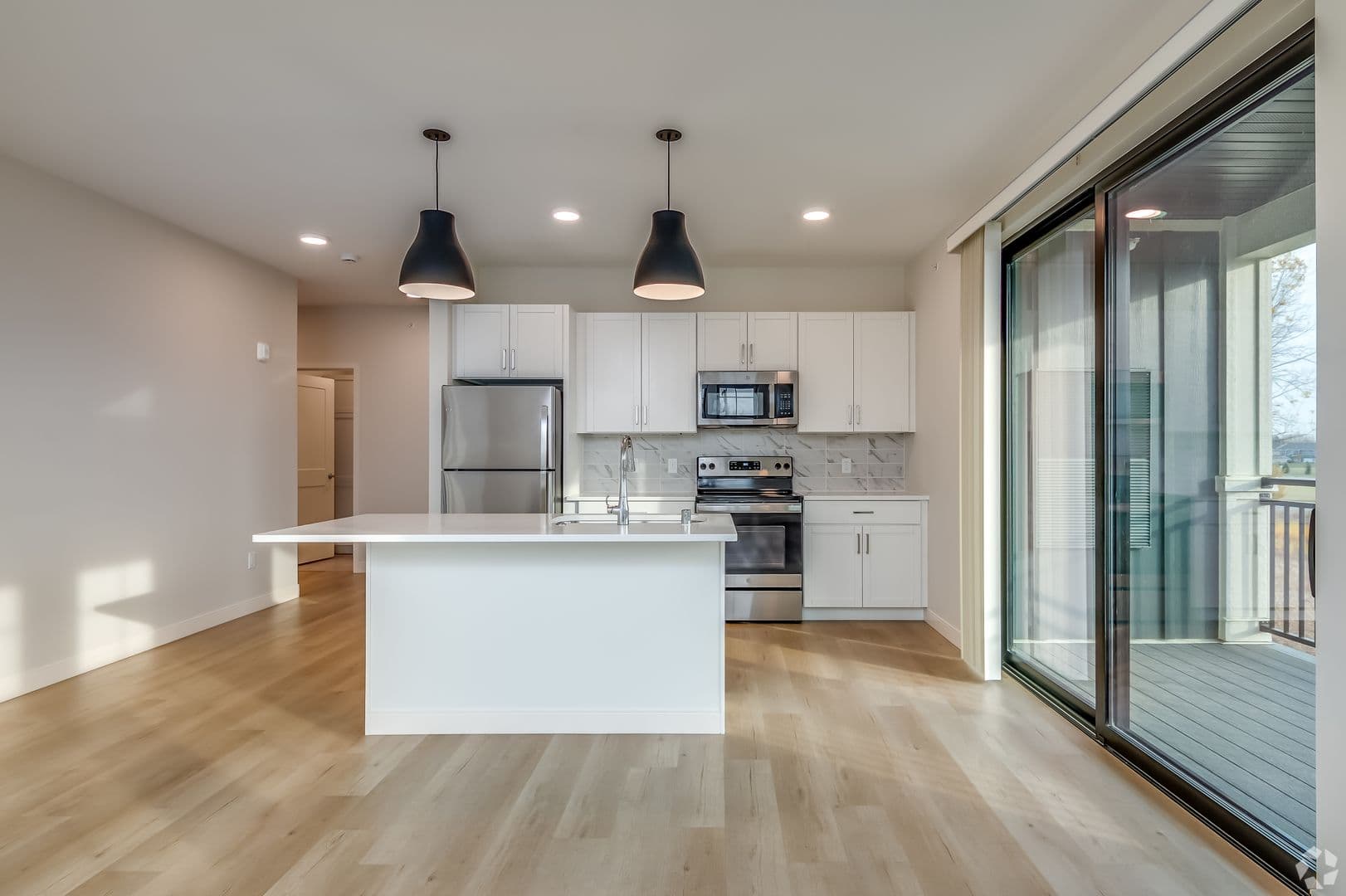Menasha Apartment: 3001 - 3003 Community Way