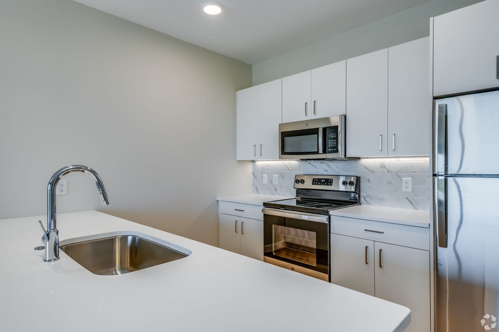 Appleton Apartment: 4155 N. Galaxy Drive