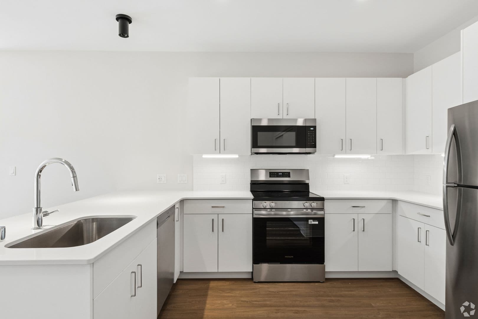 Appleton Apartment: 4111 N Galaxy Drive