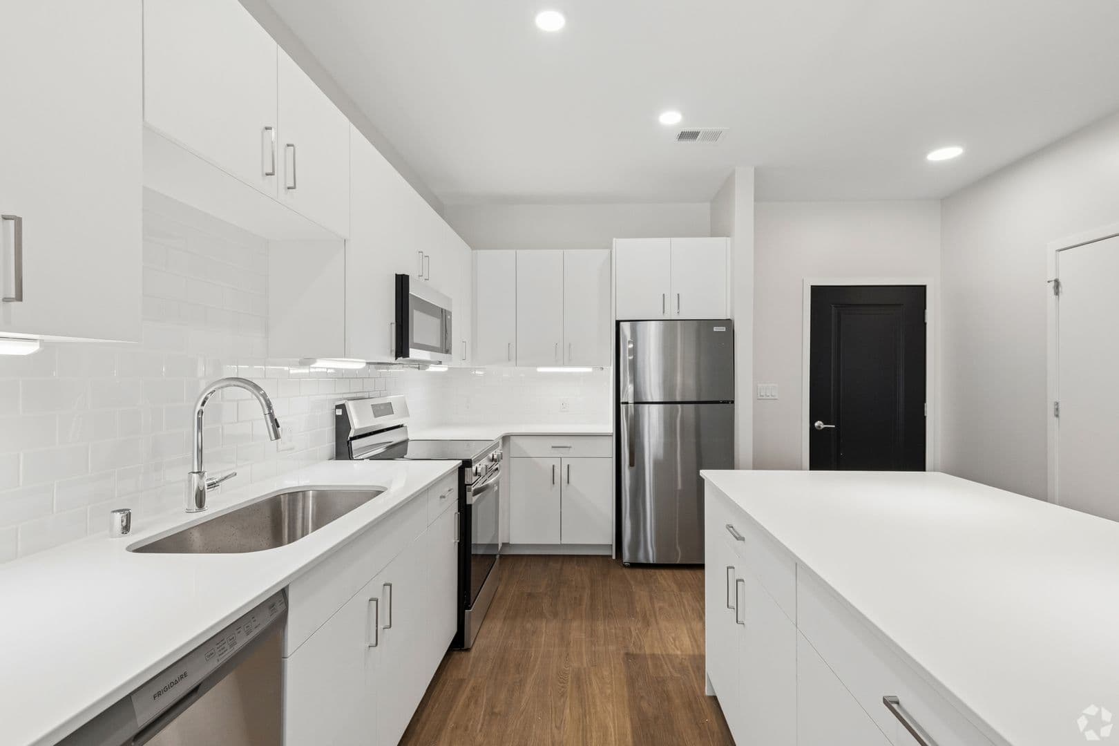 Appleton Apartment: 4111 N Galaxy Drive