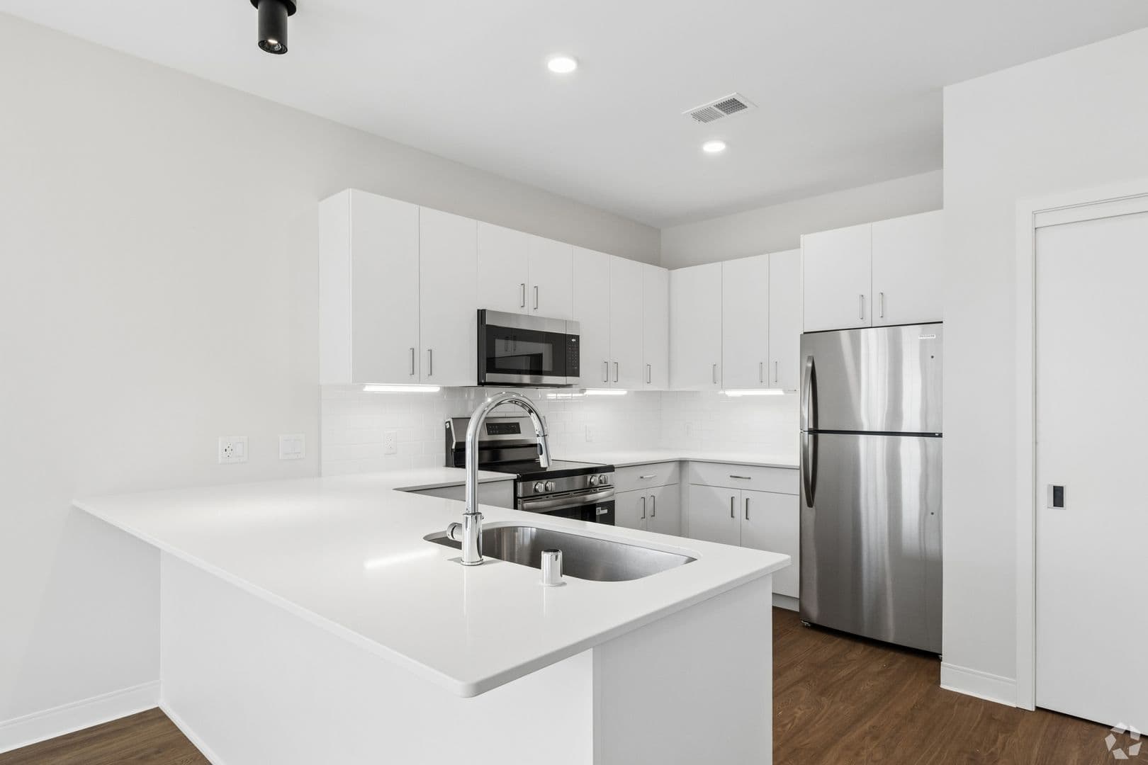 Appleton Apartment: 4111 N Galaxy Drive