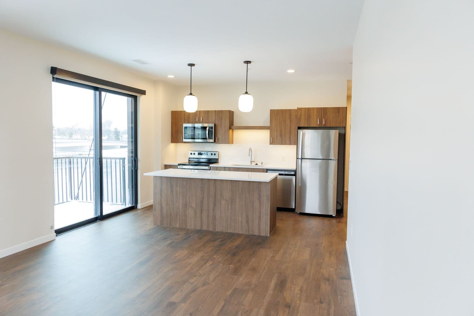 Menasha Apartment: 225 Main Street
