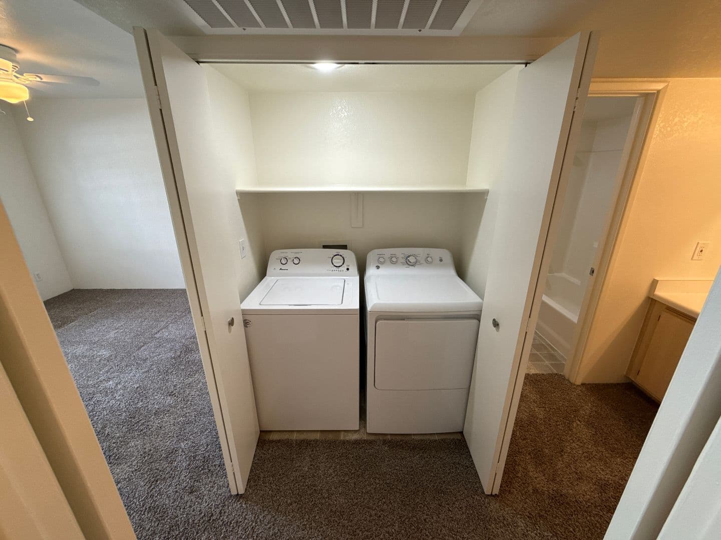 Flagstaff Apartment: 1000 W Forest Meadows St