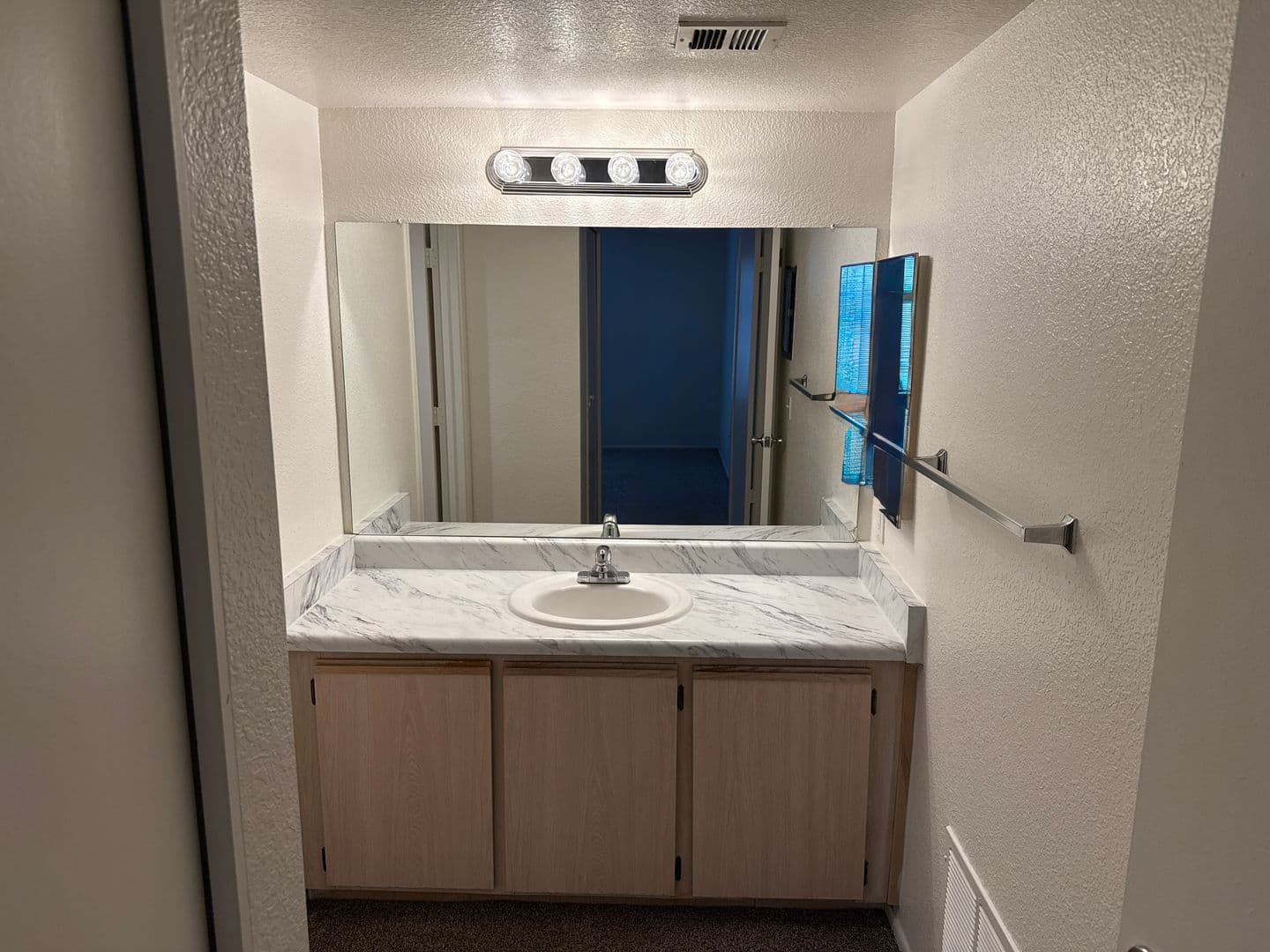Flagstaff Apartment: 1000 W Forest Meadows St