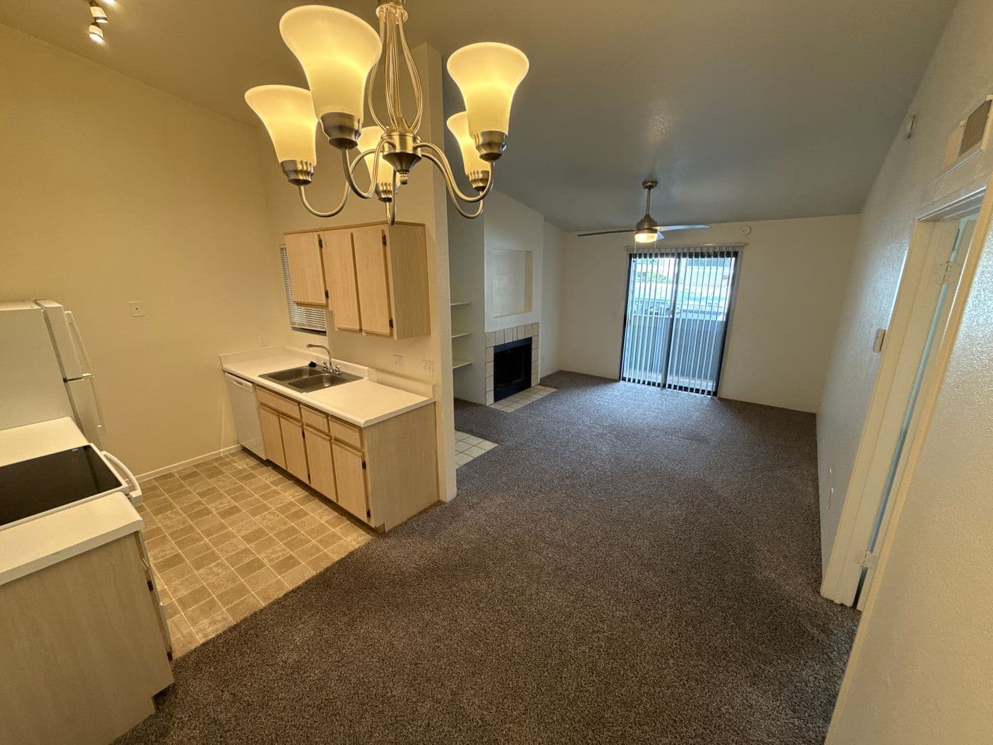 Flagstaff Apartment: 1000 W Forest Meadows St