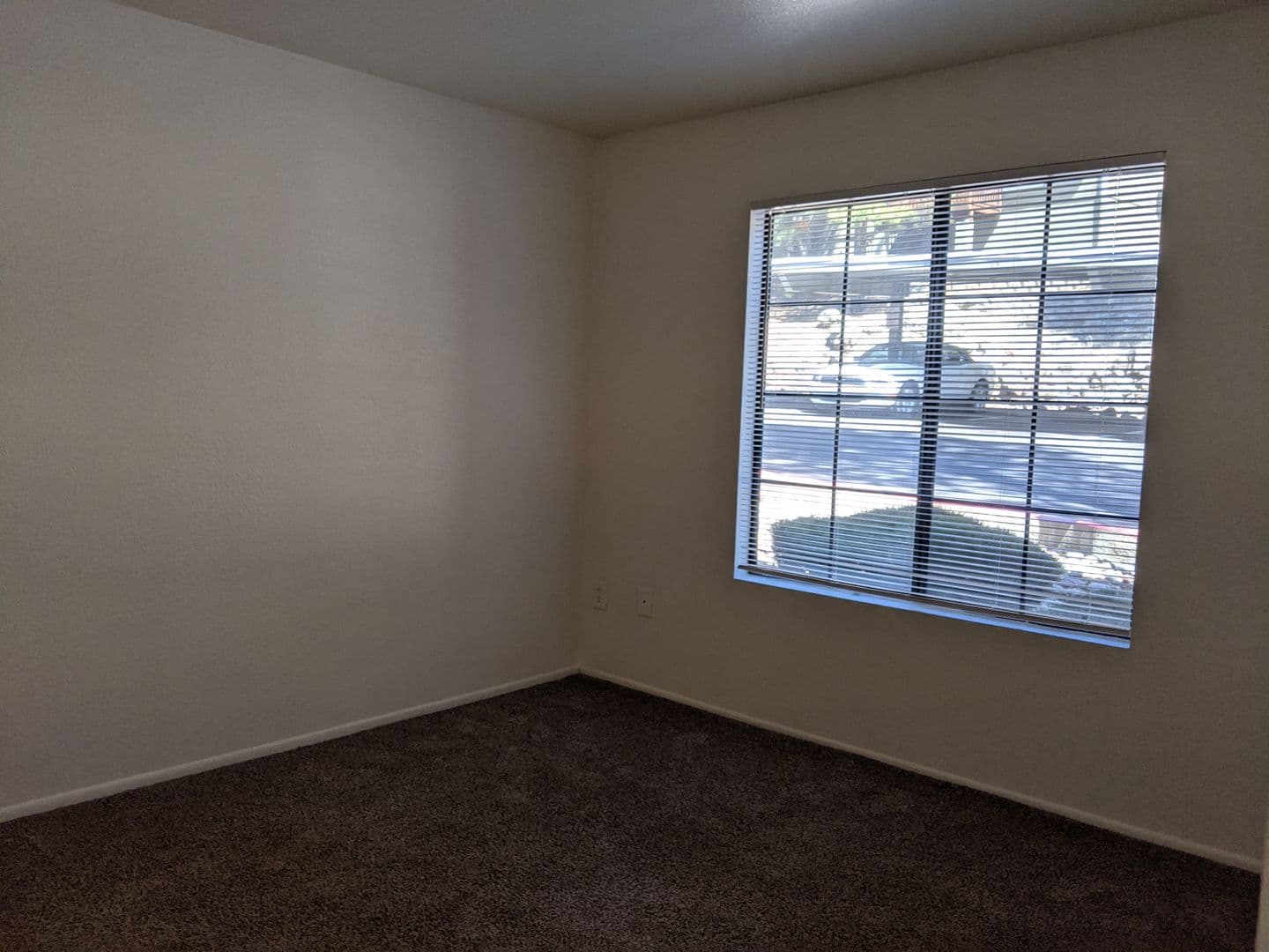 Flagstaff Apartment: 1000 W Forest Meadows St