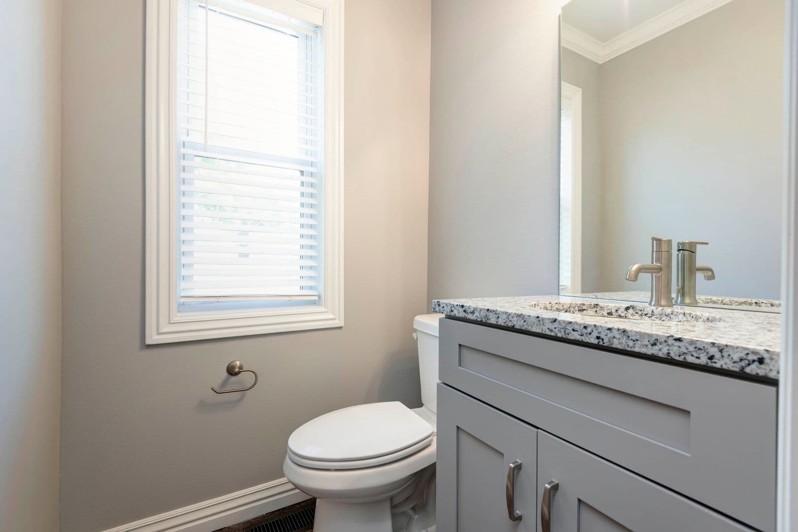 Springfield Townhome: 1500 West Grand Street