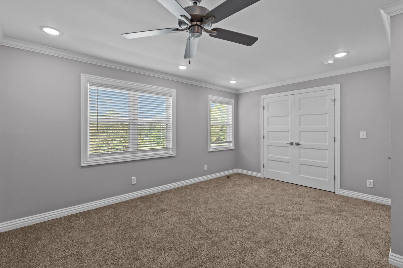 Springfield Townhome: 1500 West Grand Street