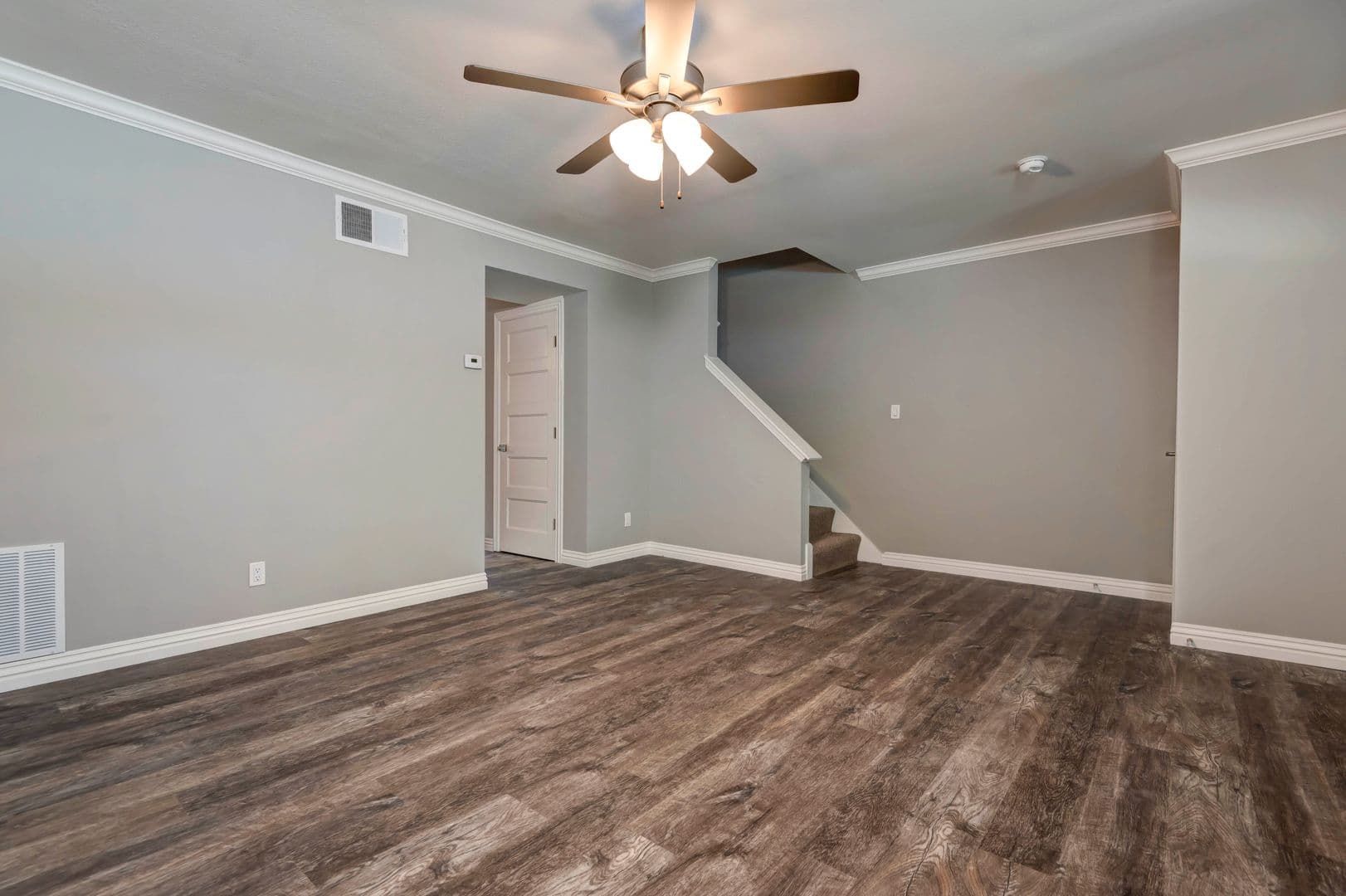 Springfield Townhome: 1500 West Grand Street