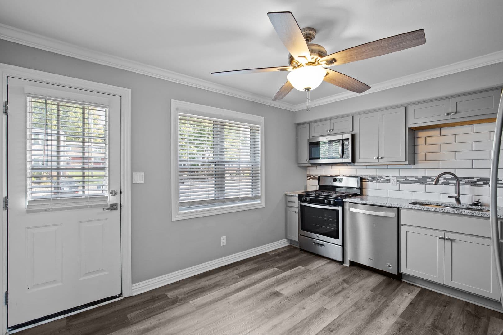 Springfield Townhome: 1500 West Grand Street