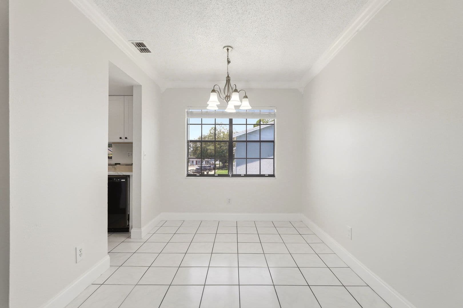 Kissimmee Apartment: 180 Royal Palm Drive