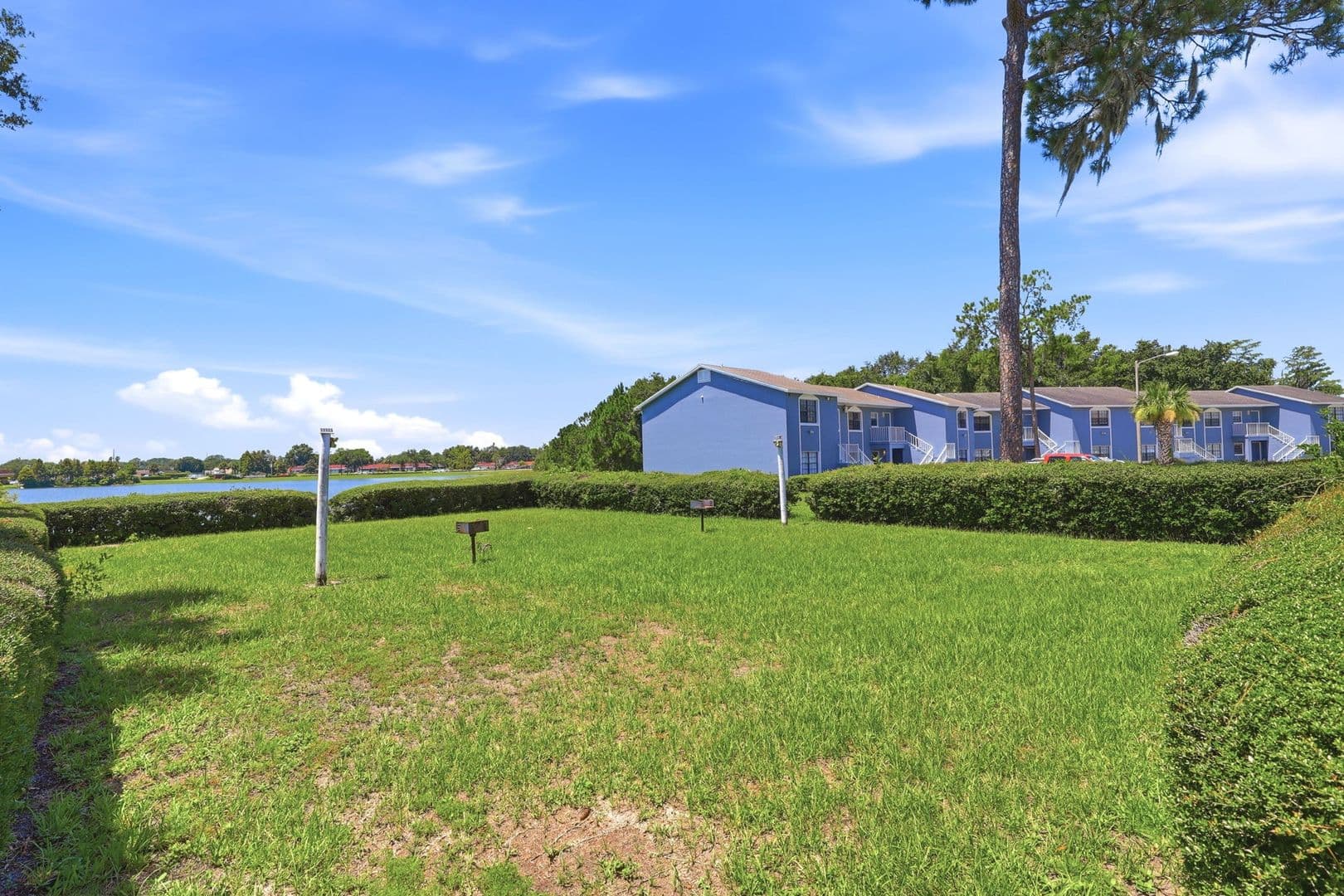 Kissimmee Apartment: 180 Royal Palm Drive