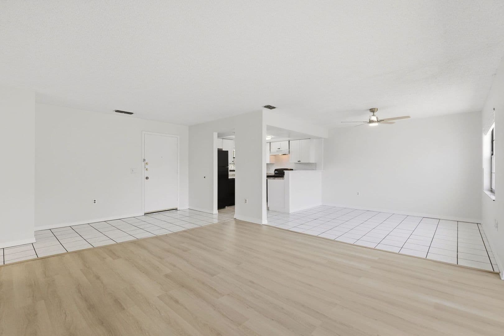 Kissimmee Apartment: 180 Royal Palm Drive