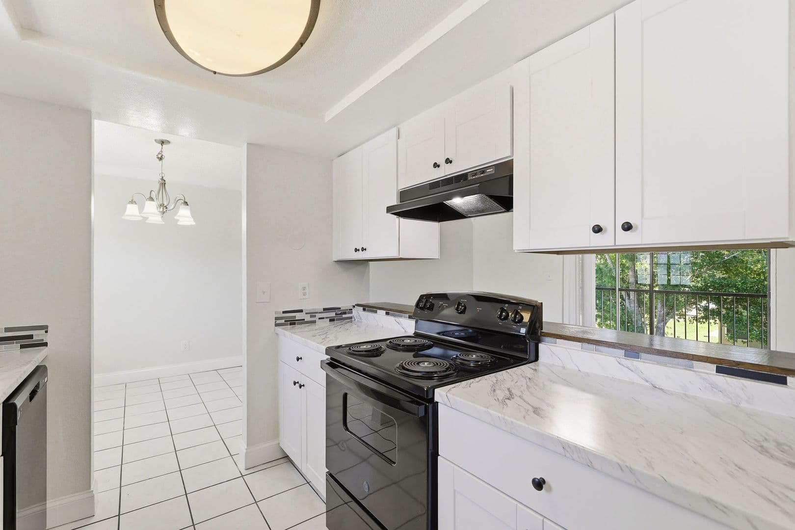 Kissimmee Apartment: 180 Royal Palm Drive