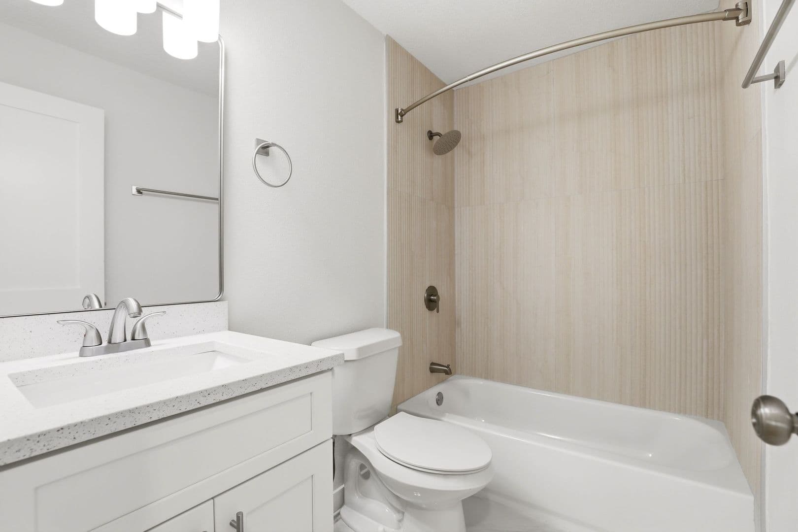 Oviedo Apartment: Laurel Oaks Ct