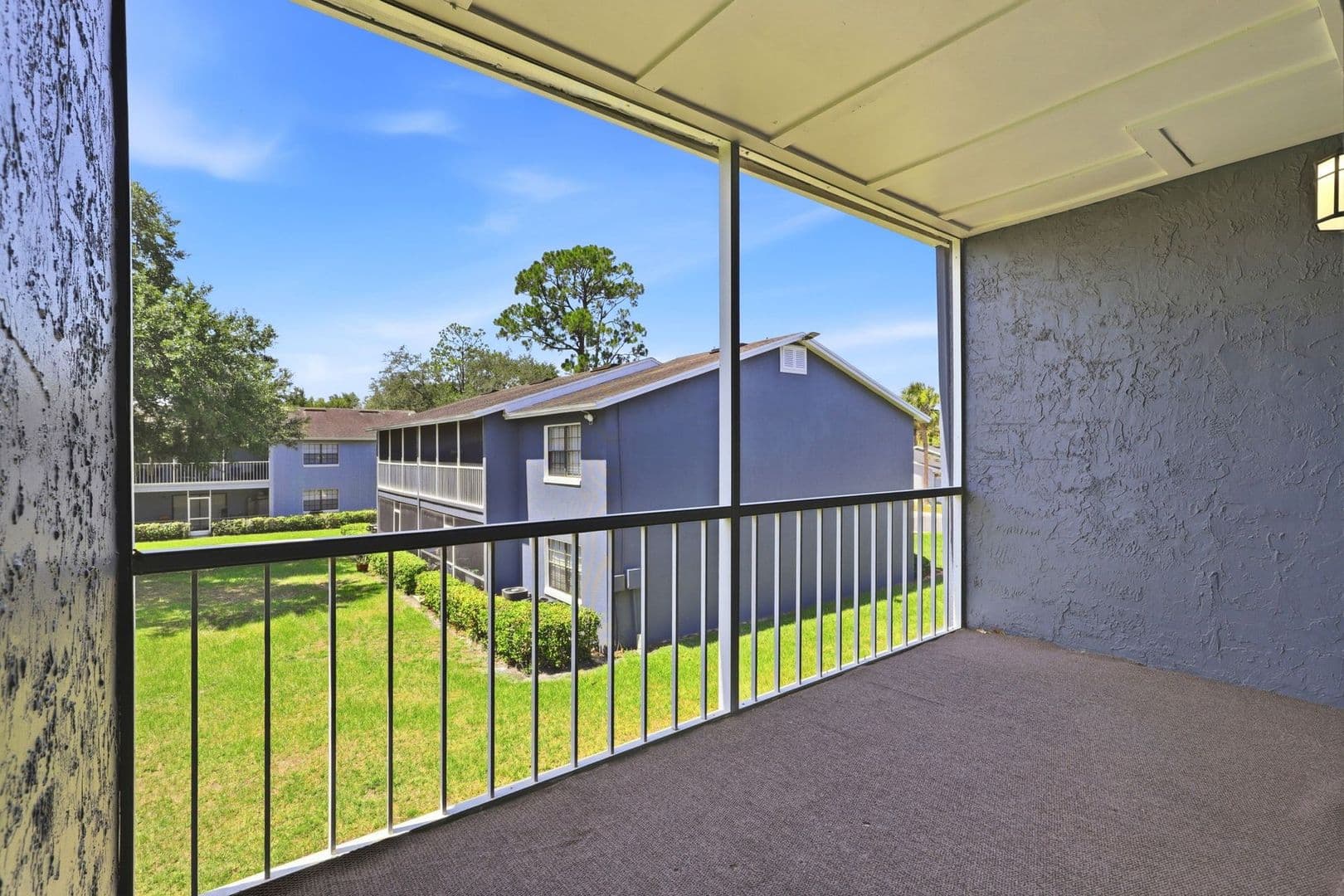 Kissimmee Apartment: 180 Royal Palm Drive